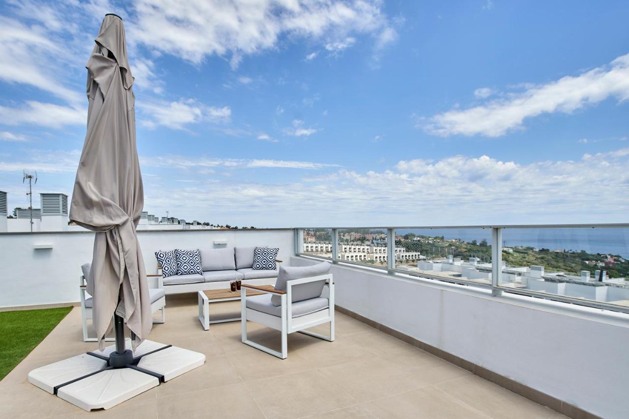 מנילבה Penthouse With Stunning View And Rooftop Terrace מראה חיצוני תמונה